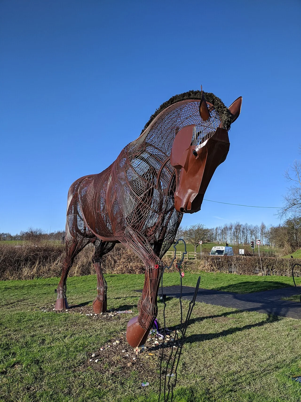 War Horse, by sculptors Cod Steaks,  commemorates the 353 soldiers from Featherstone who gave their lives in WWI.
